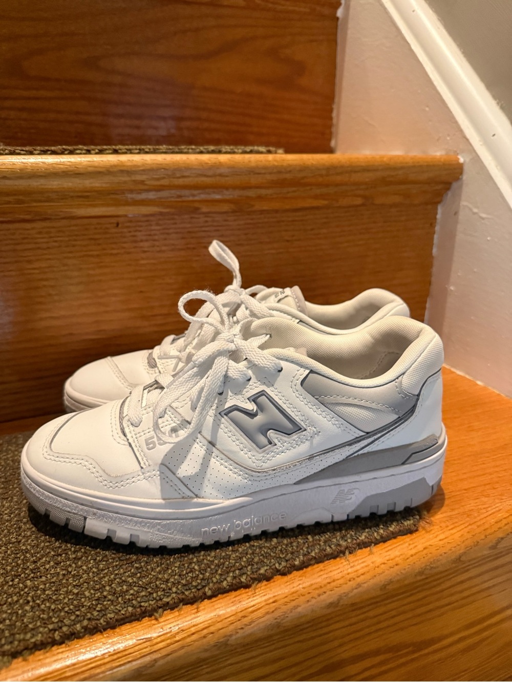 New Balance Women's White 550s